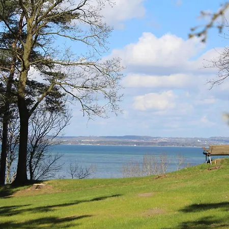 Beautiful In With 3 Bedrooms, Sauna And Internet