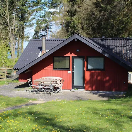 Beautiful In With 3 Bedrooms, Sauna And Internet *